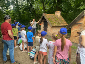 Zdjęcie przedstawia uczestników półkolonii letnich - turnus II
