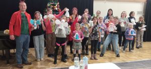 Rodzinne Spotkania ze Sztuką - Świąteczne Anielskie Warsztaty - fotorelacja